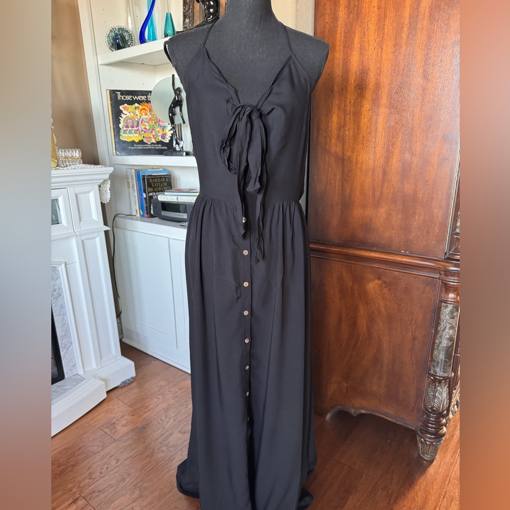 Elegant‎ Black Maxi Dress - Picture 5 of 11